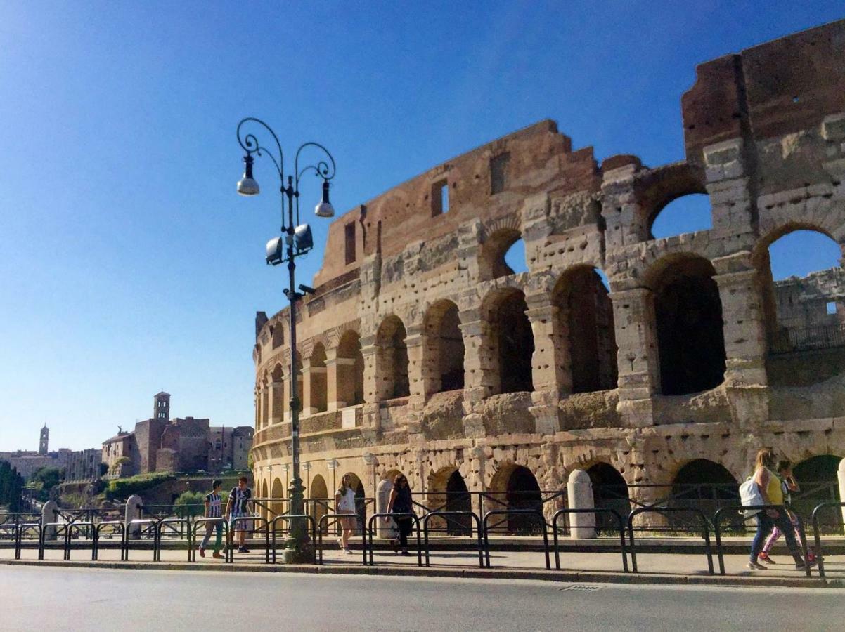 Ferienwohnung Luxury & Charme Colosseo Rom Exterior foto